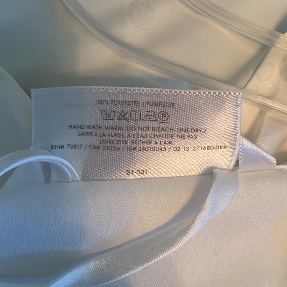 One size Victoria’s Secret Bridal robe in white. - Picture 5 of 5